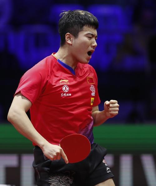 伯卡特完成 伯卡特完成